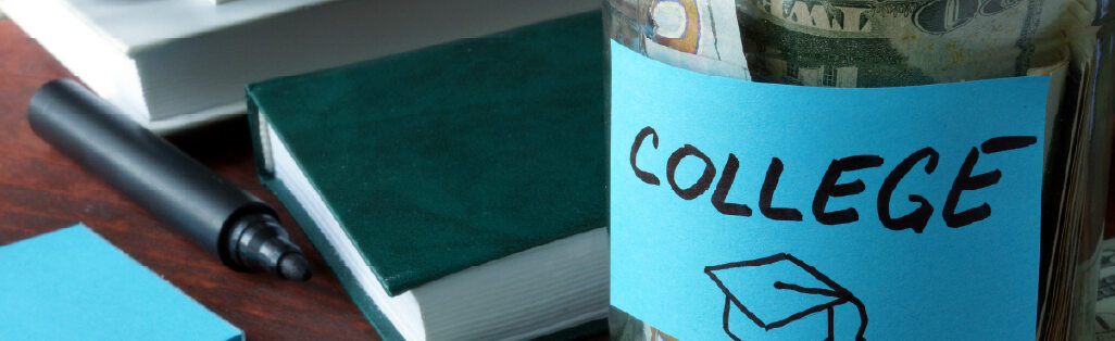 Rockland Trust  has 10 ideas to help students looking for ways to make it through college on a tight budget. 