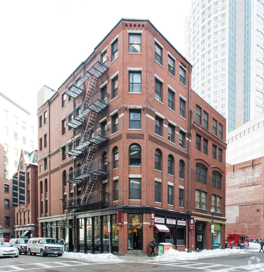 Rockland Trust Finances Boston Pinnacle Properties' Residential Conversion.
