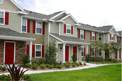 picture of row of condominums